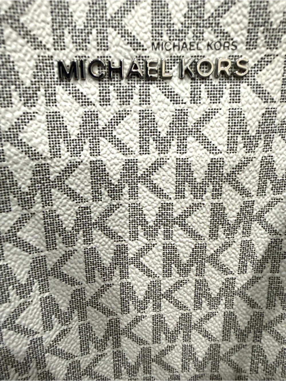 Michael Kors Voyager Large Signature Logo Color Block Tote Bag Ivory Gray Black